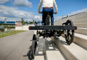 Das Besondere am E-Bike Gleam ist die Hinterradachse mit der Neigetechnik Dynamic Tilt Technology