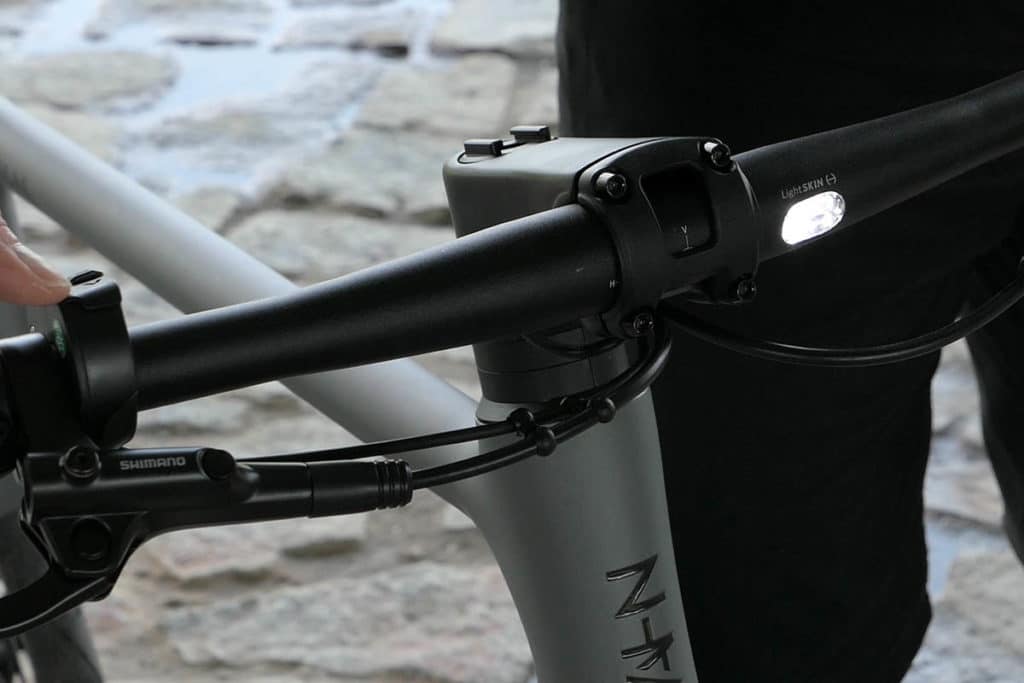 E-Bike Platzhirsch von Urwahn mit im Lenker integriertem Frontlicht