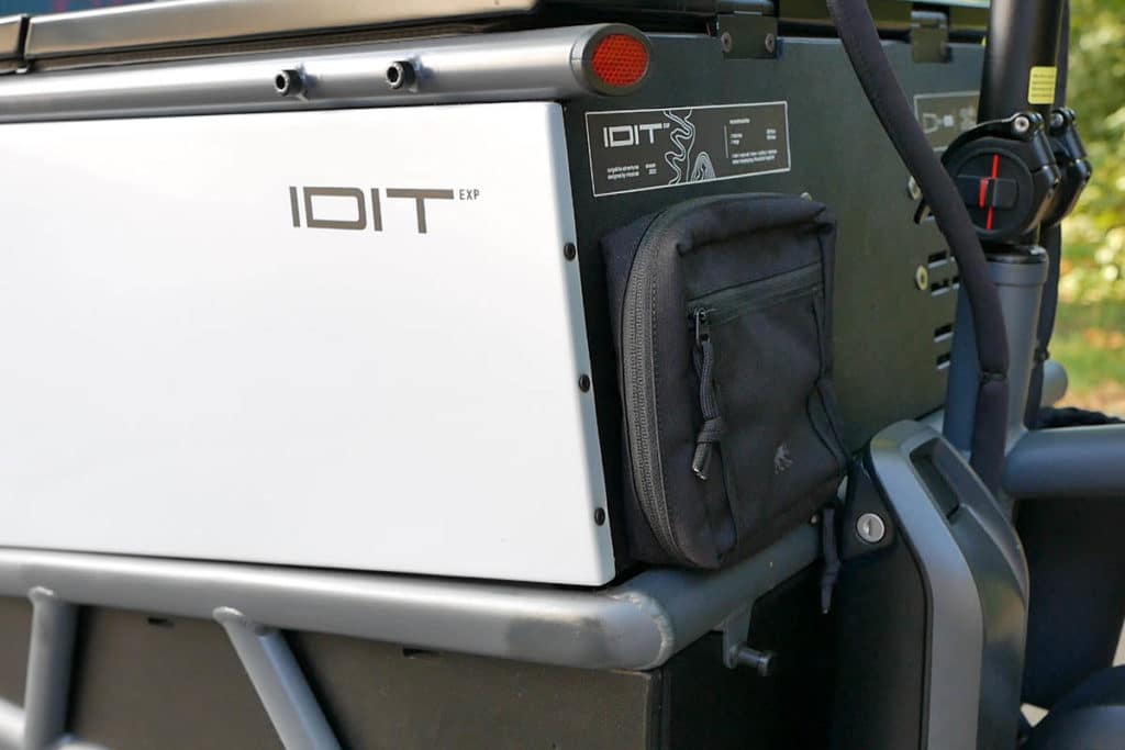 Molle-System zum Anbringen von Zubehör am Aufbau Idit für E-Lastenfahrräder