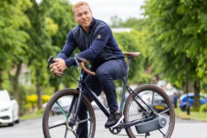 Markenbotschafter Chris Hoy wirbt für das Skarper DiskDrive Nachrüstset für E-Bikes