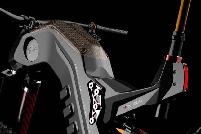 E-Bike Moto Parilla Tricolore mit im Rahmen integriertem Rücklicht