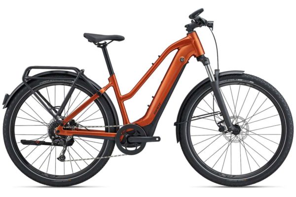 E-Bike Giant Explore E+ für die Saison 2023 in der Farbe Amber Glow